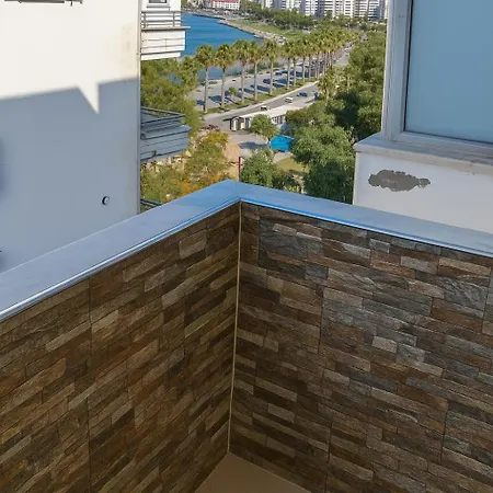 Lungomare Apartments Eni Appartement