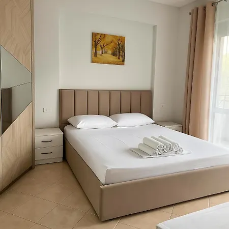 Lungomare Eni Apartamento Vlorë